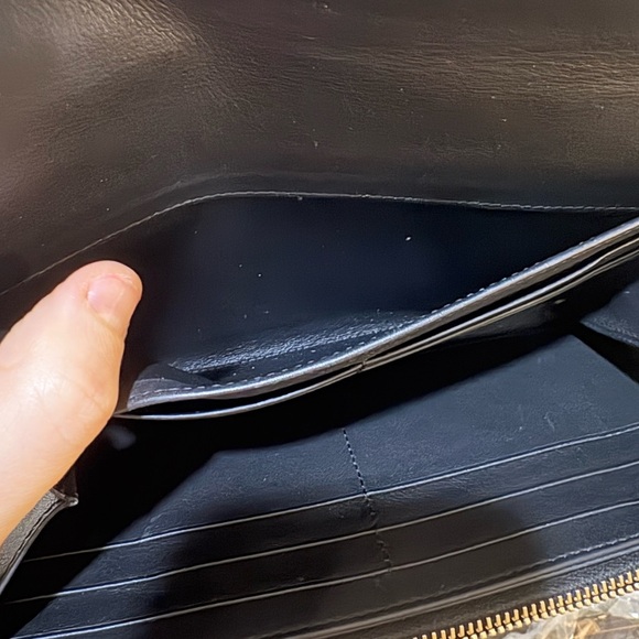 Saint Laurent Black Wallet with Silver Accent - Picture 6 of 9